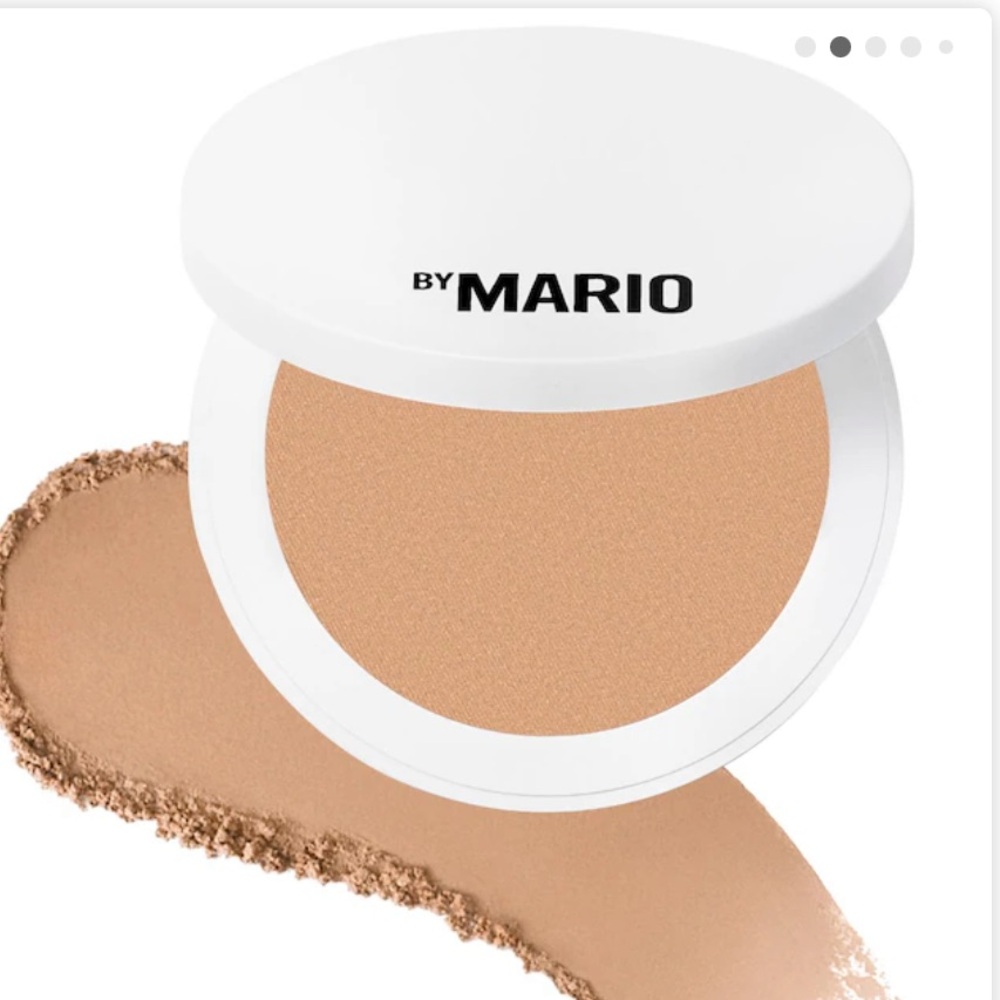 Light medium MAKEUP BY MARIO SoftSculpt® Talc-Free Blurring Bronzer
